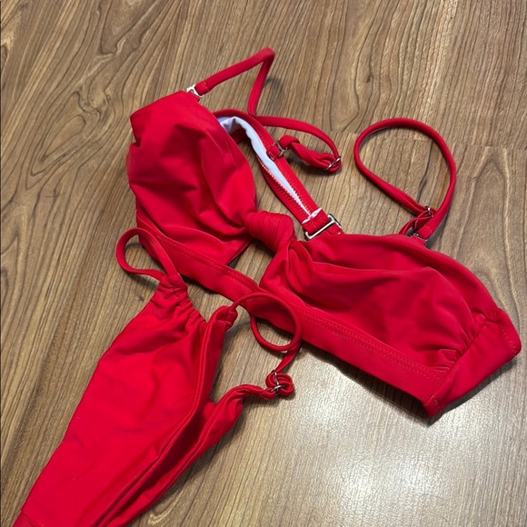 Red Bikini Set - Picture 4 of 4